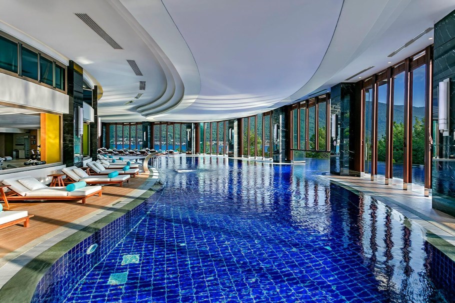 Сочи бассейн Вардане