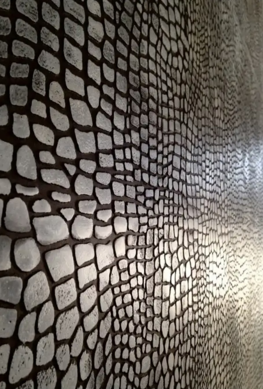Декоративная штукатурка под змеиную кожу