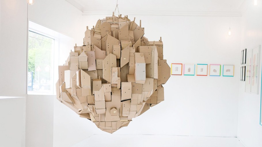 Арт объекты из картона