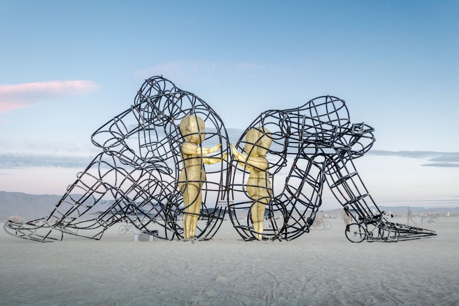 Бёрнинг Мэн арт объекты