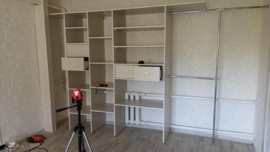 Собранный шкаф