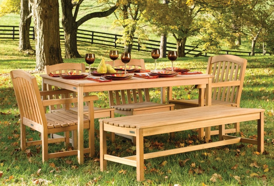 Фигуры из спиленных деревьев