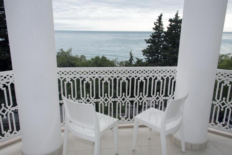 Отель Райда Гагра