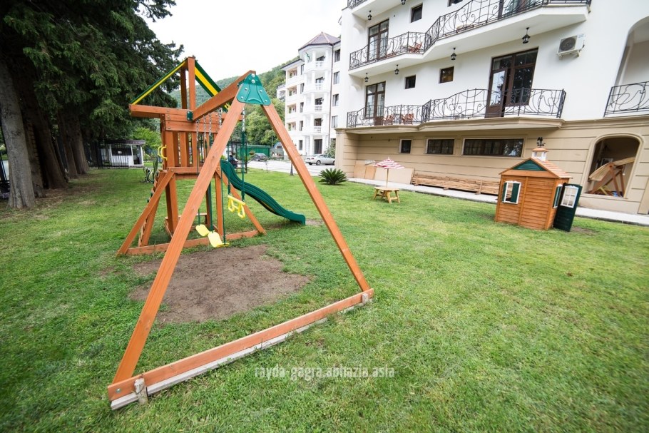 Гагра, ул. Дзяпш-ИПА, Д. 7