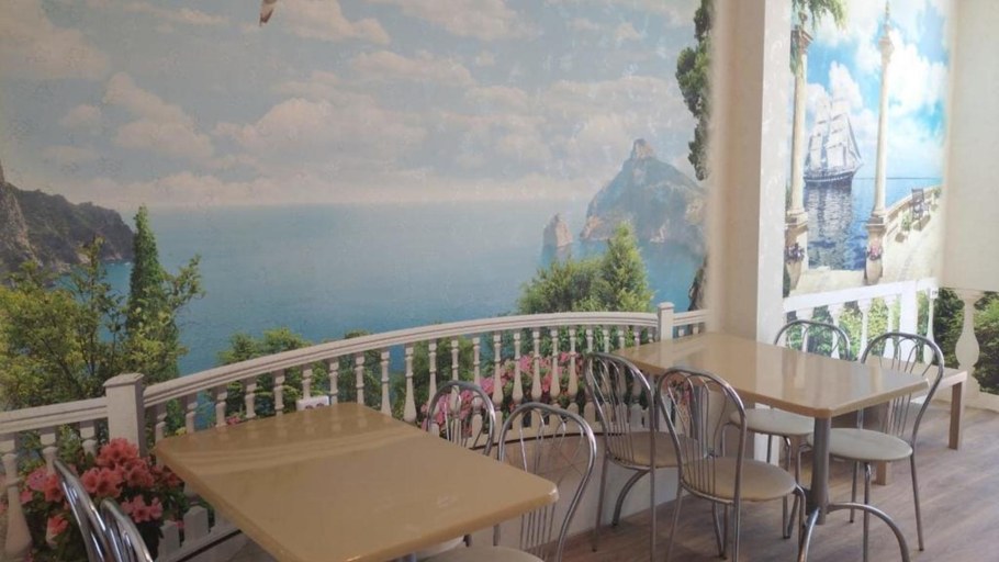 Абхазия колоннада ночная