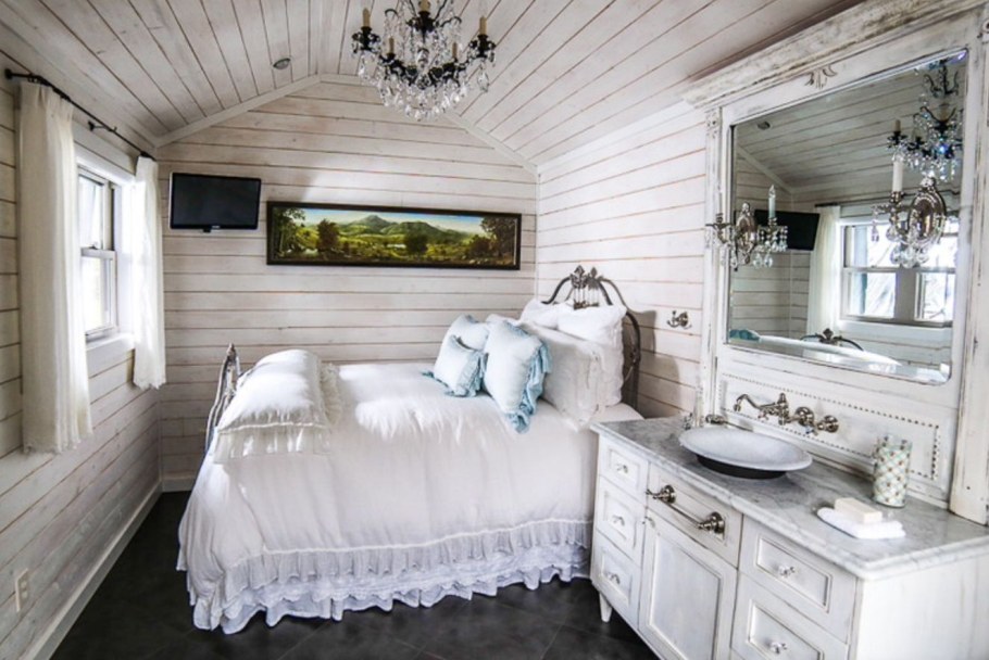 Цветная вагонка в интерьере