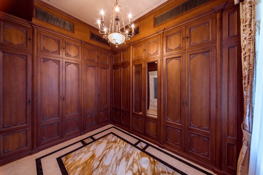 Панели из массива дерева для стен