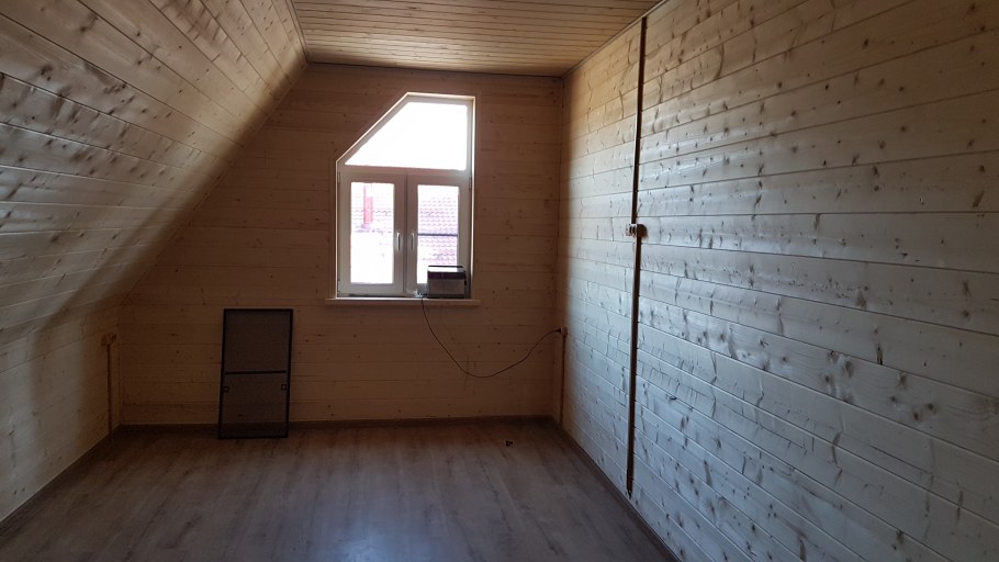 Обшивка мансарды вагонкой