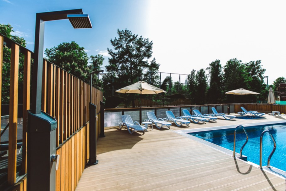 Лужники пляж бассейн