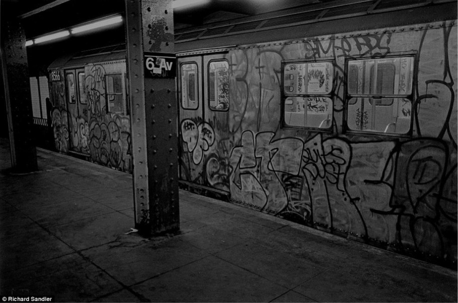 Места для граффити