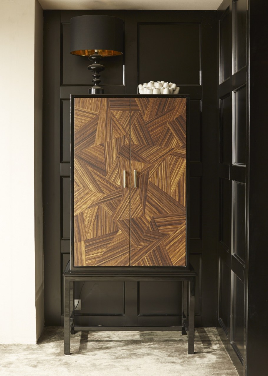 Дизайнерские шкафы