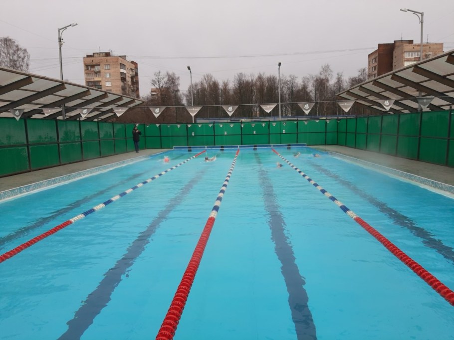 Открытый бассейн в Санкт-Петербурге на большой Пороховской