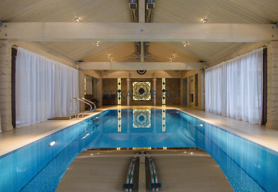 Баня с крытым бассейном