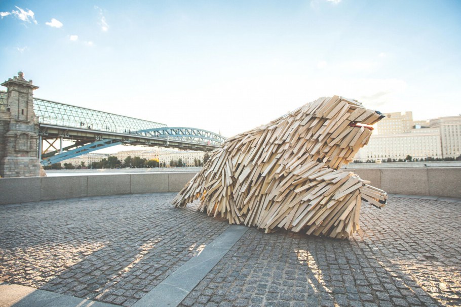 Пермь памятник букве «п» (Пермские ворота)