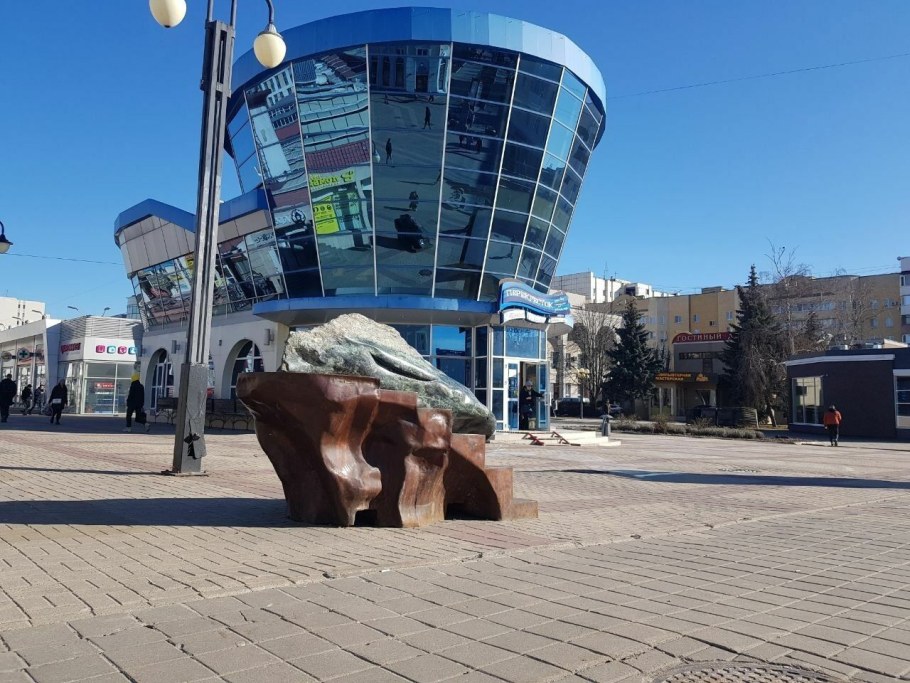 Парк Тренева Симферополь кованая Россия