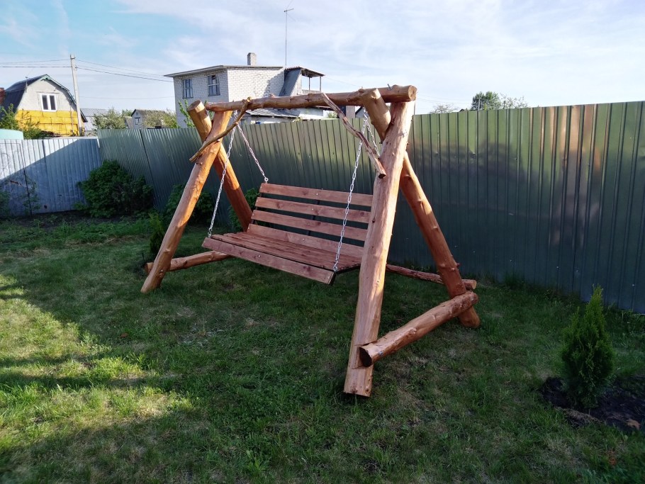 Деревянные качели из бруса