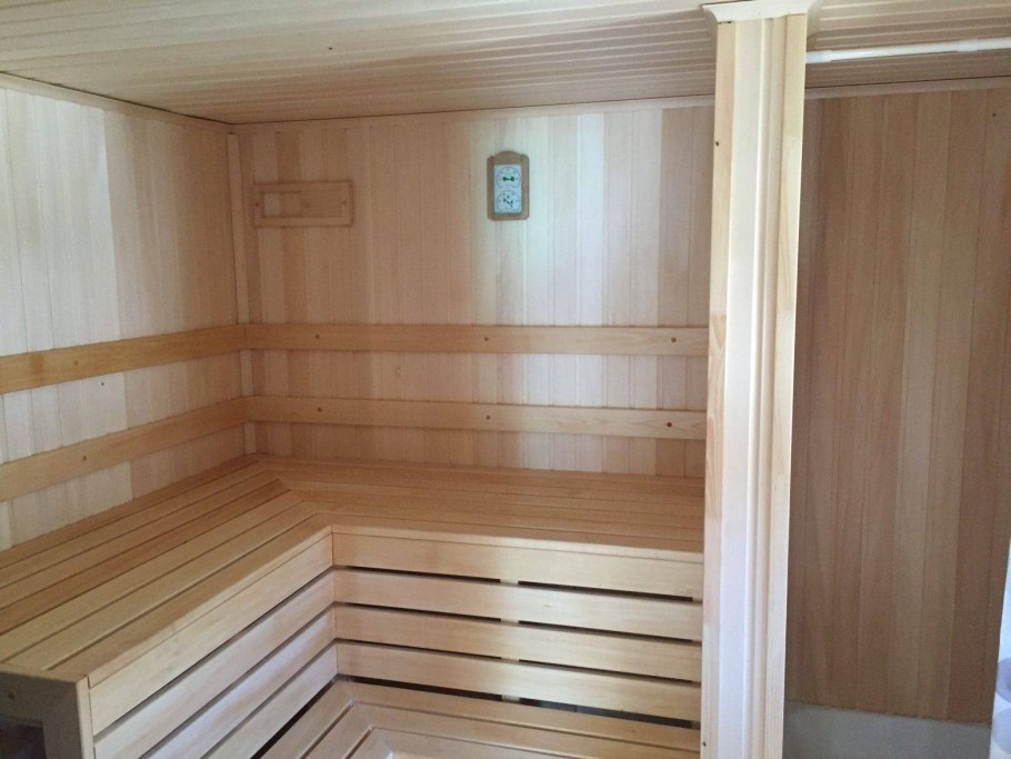 Отделка бани изнутри вагонкой