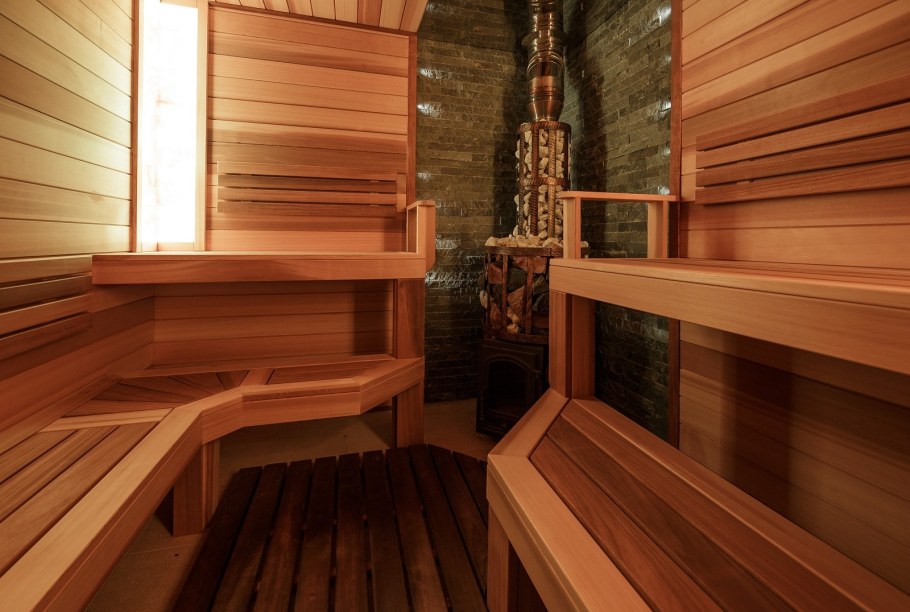 Обшивка бани изнутри деревом