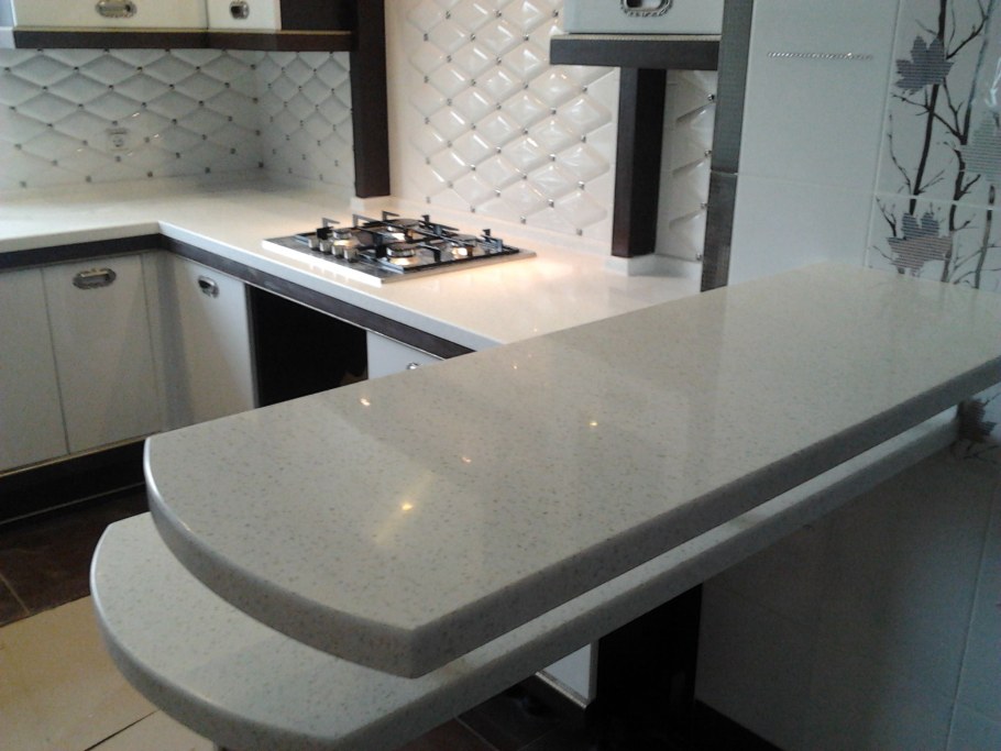 Барная стойка из искусственного камня