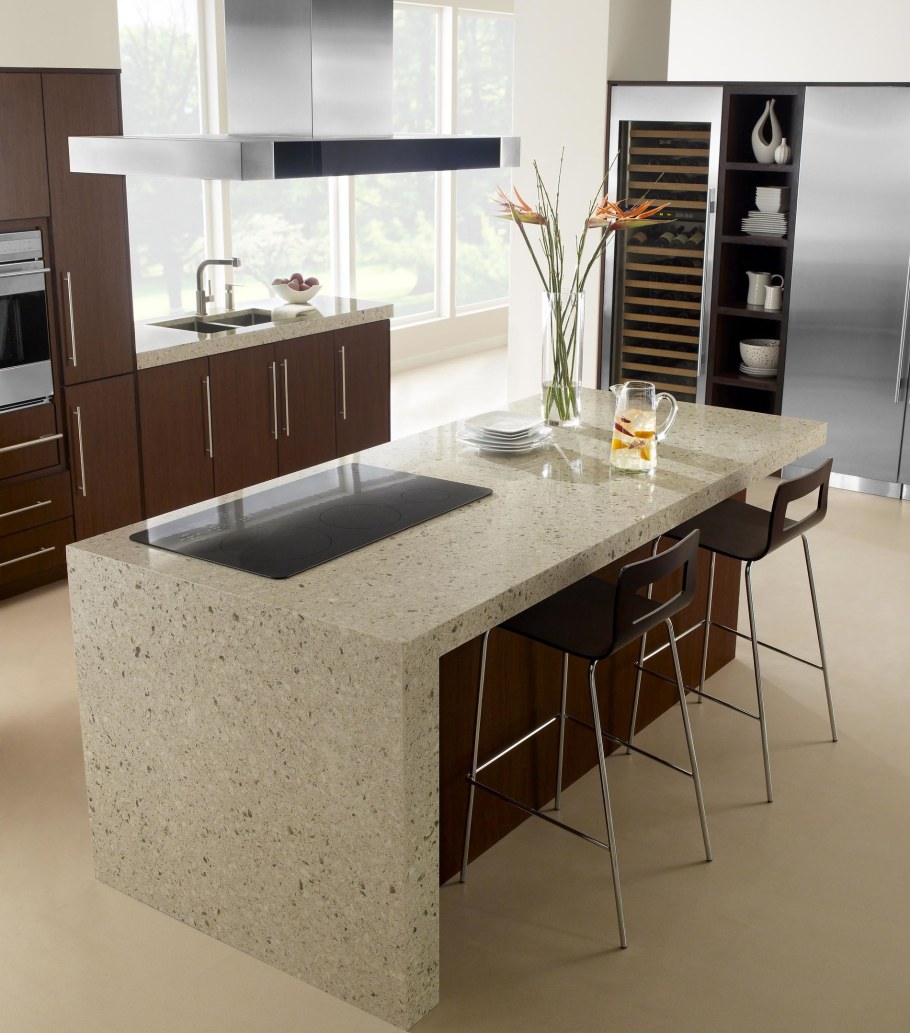 Барная стойка из искусственного камня