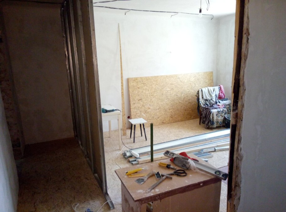 Хрущевка с проходной комнатой