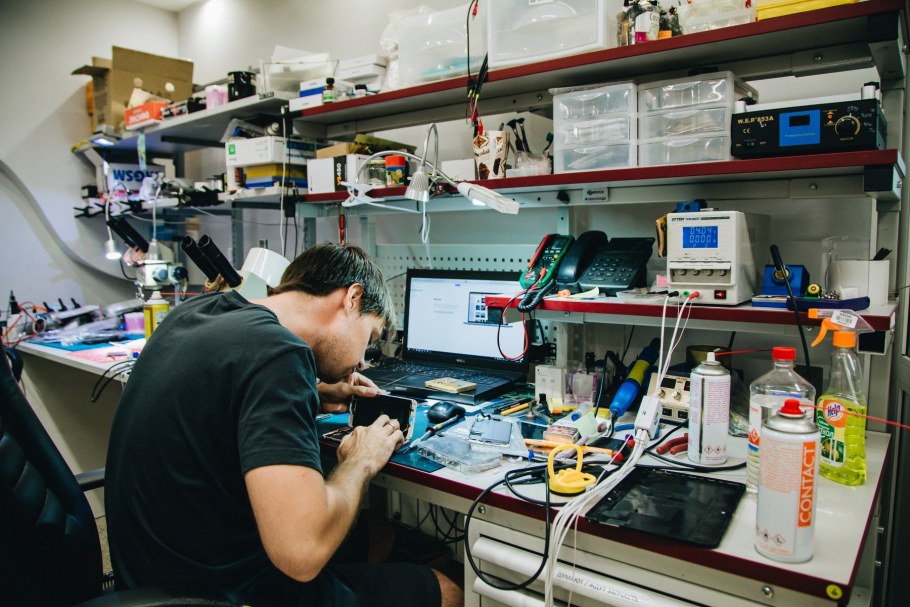 Сервисный центр по ремонту телефонов