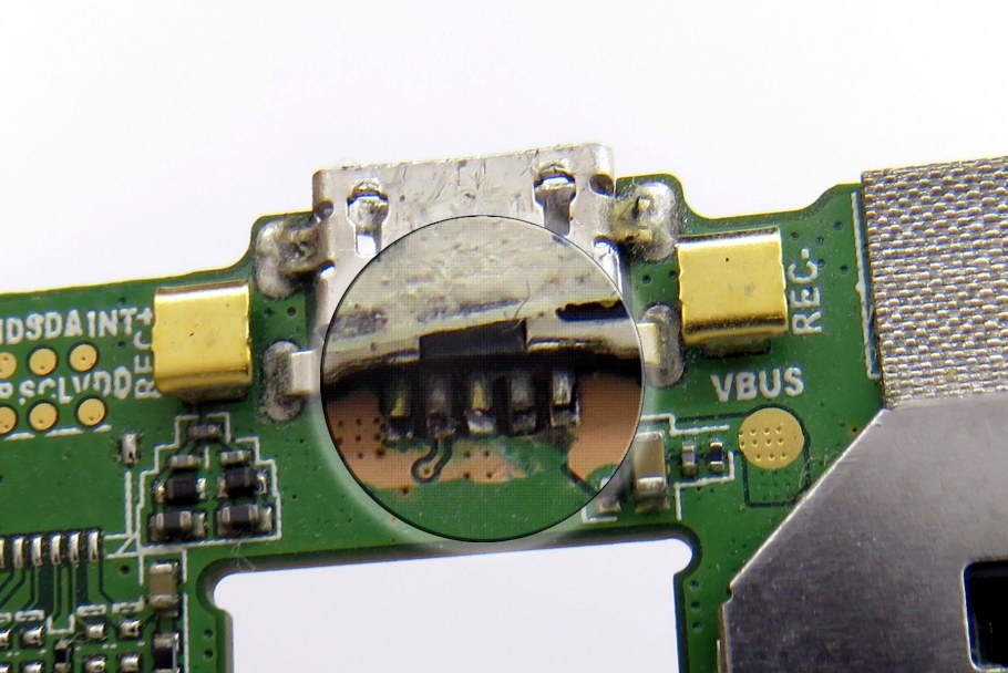 Разъем зарядки на телефон HTC 516