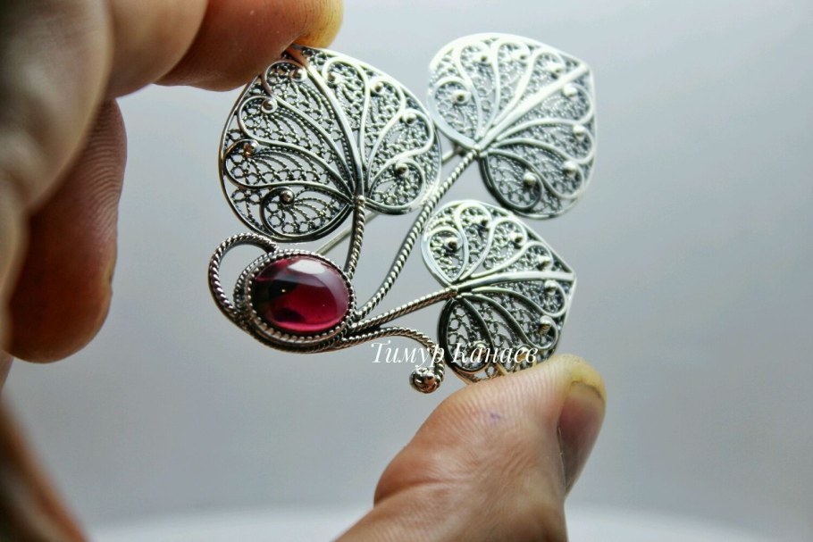 Кубачи брошь филигрань