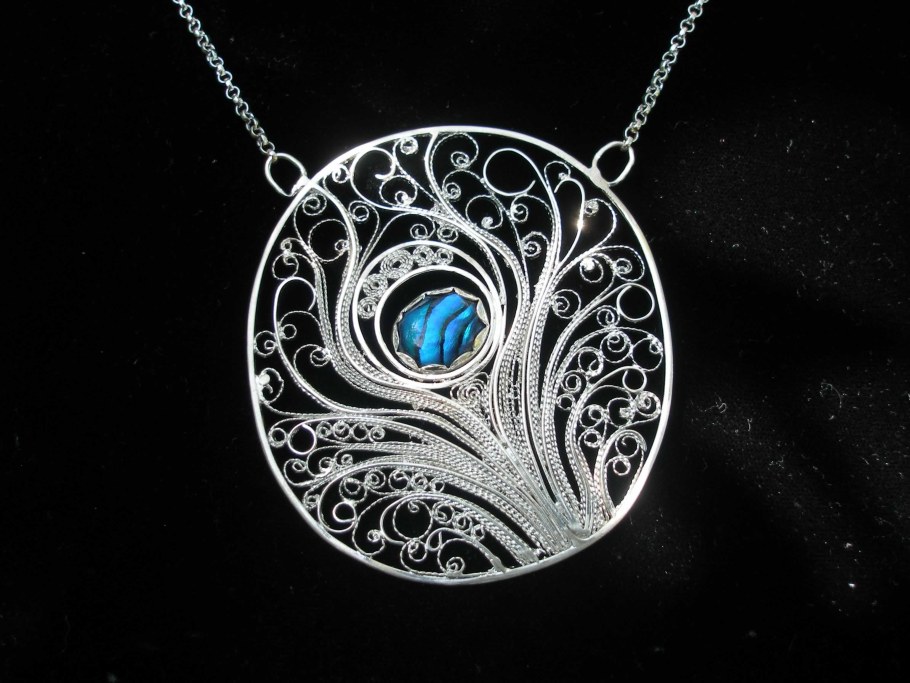 Филигрань украшения