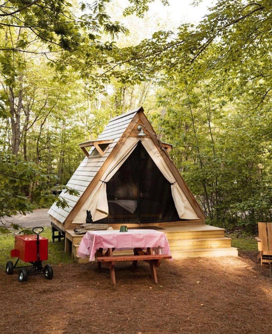 Глэмпинг шалаш