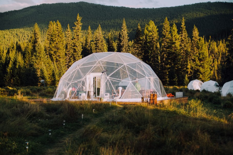 В глэмпинг mamont Camp в Горном Алтае