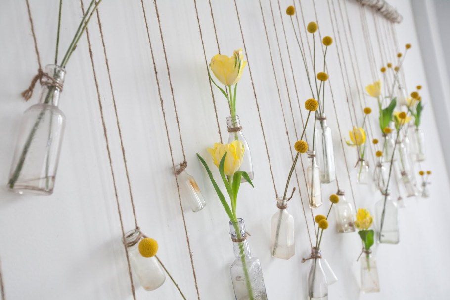 Весеннее украшение офиса