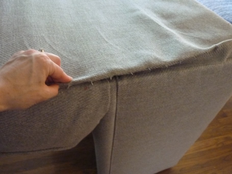 Раскрой ткани для обтяжки дивана