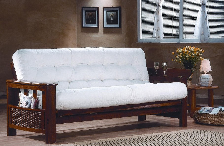 Спальное место в гостиной