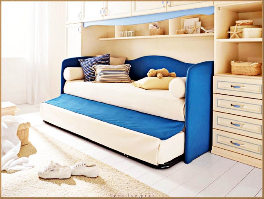 Кровать Annika Upholstered Daybed with Trundle