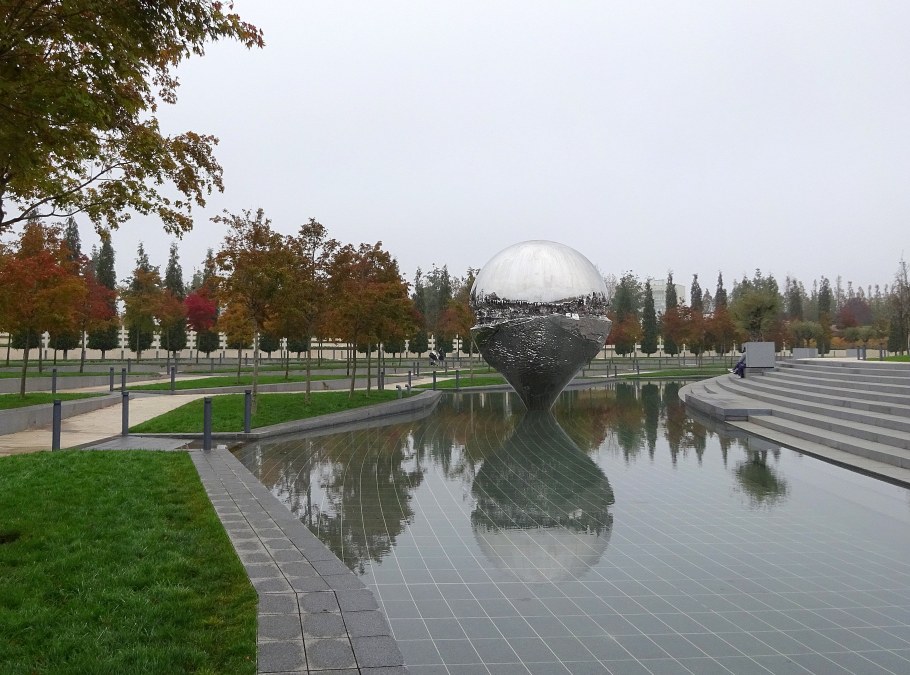 Фигуры из стеклопластика