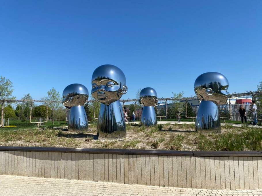 Арт галерея белая лошадь Геленджик