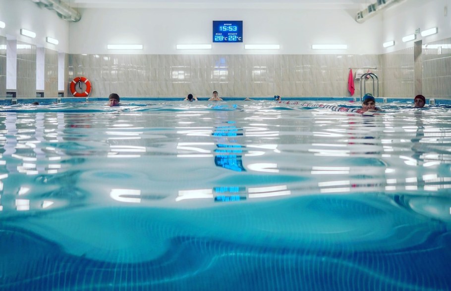 Tulip Inn Sofrino бассейн