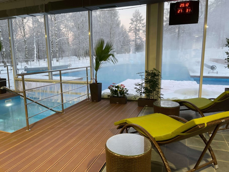 Tulip Inn Sofrino бассейн