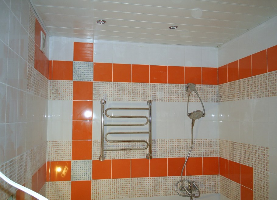 Зонирование плиткой в ванной