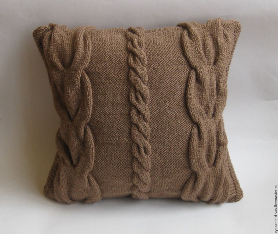 Подушки спицами с описанием