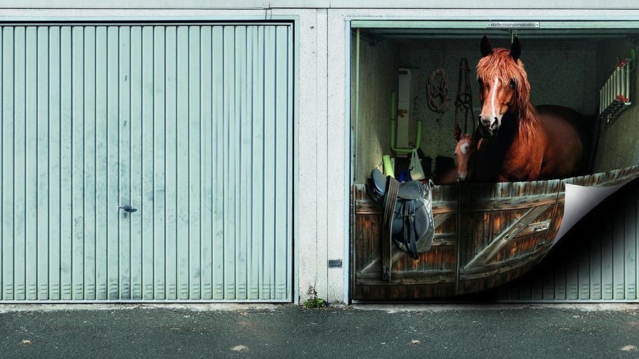 Наклейки на гаражные ворота