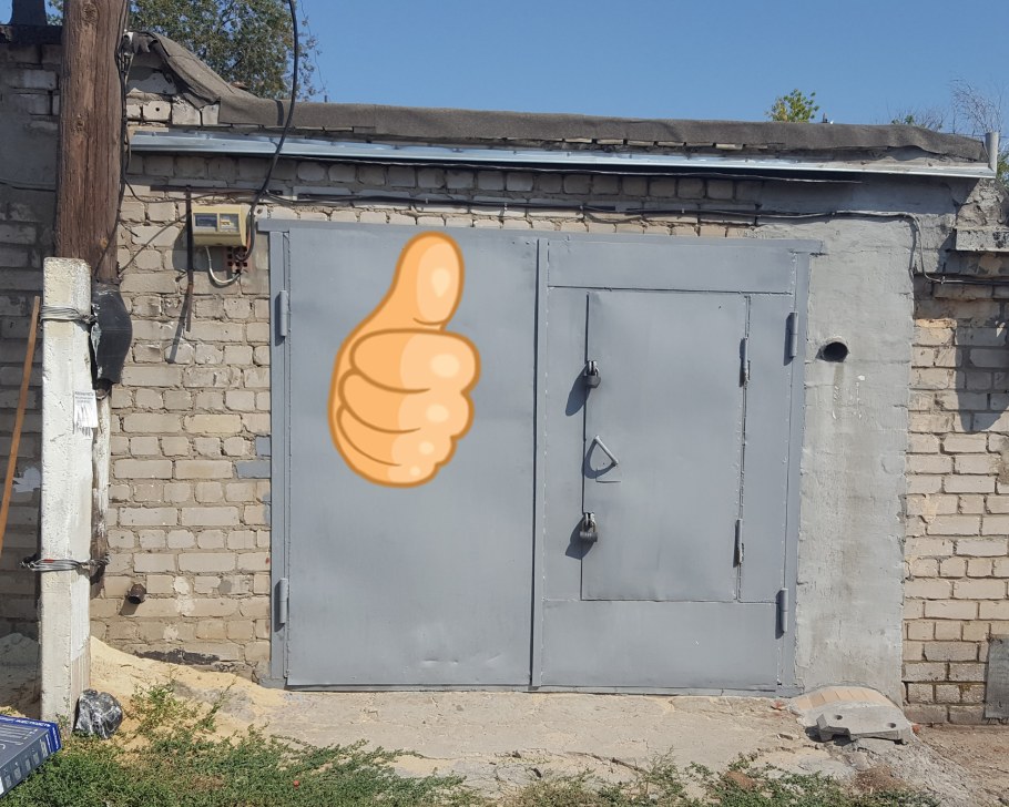 Креативные гаражные ворота