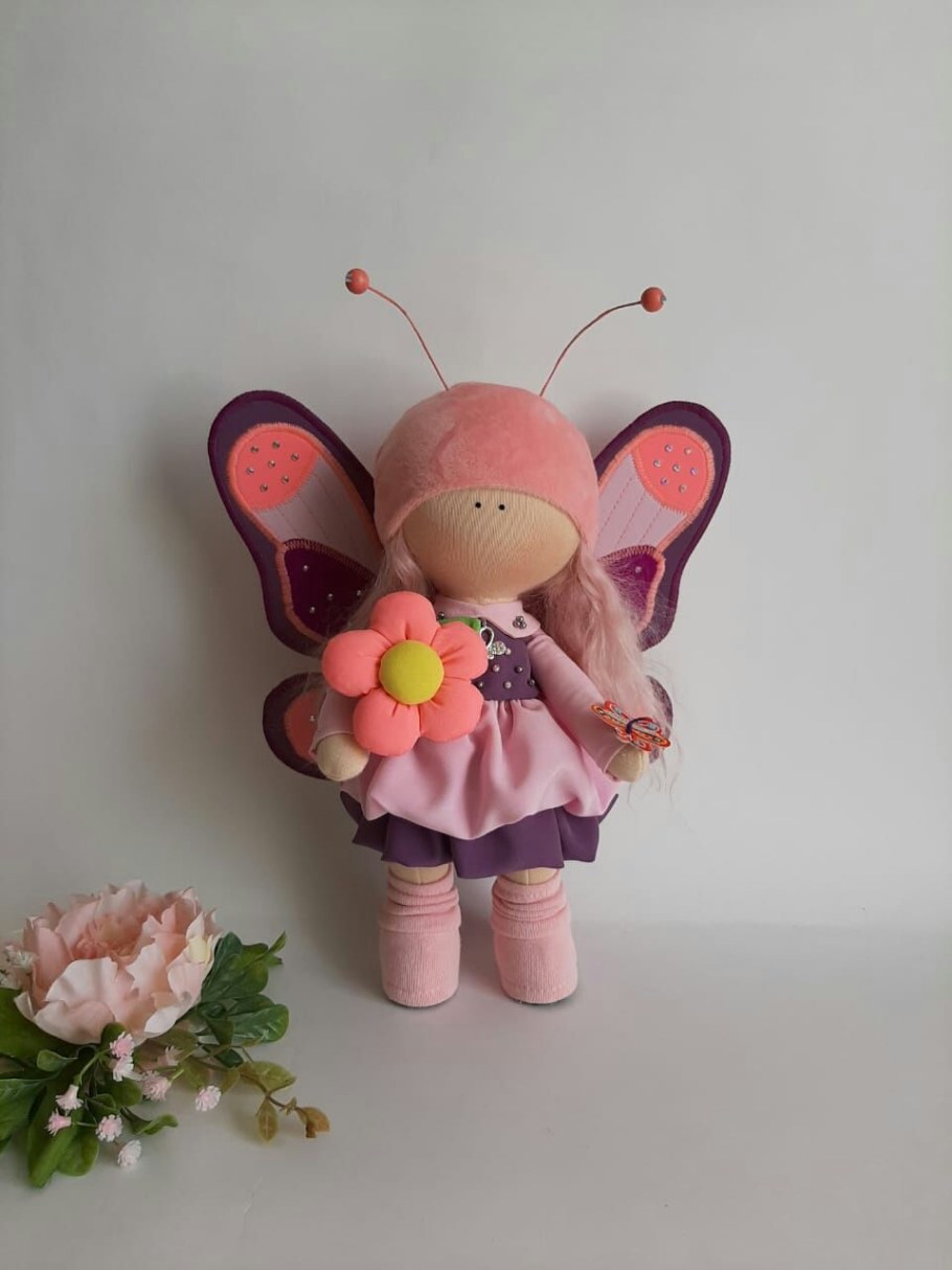 Овечка Ксения Ливель