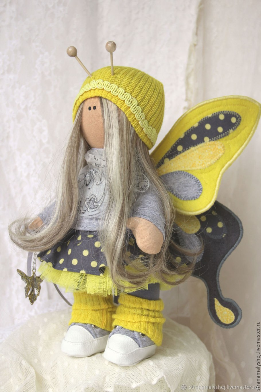 Текстильная кукла бабочка