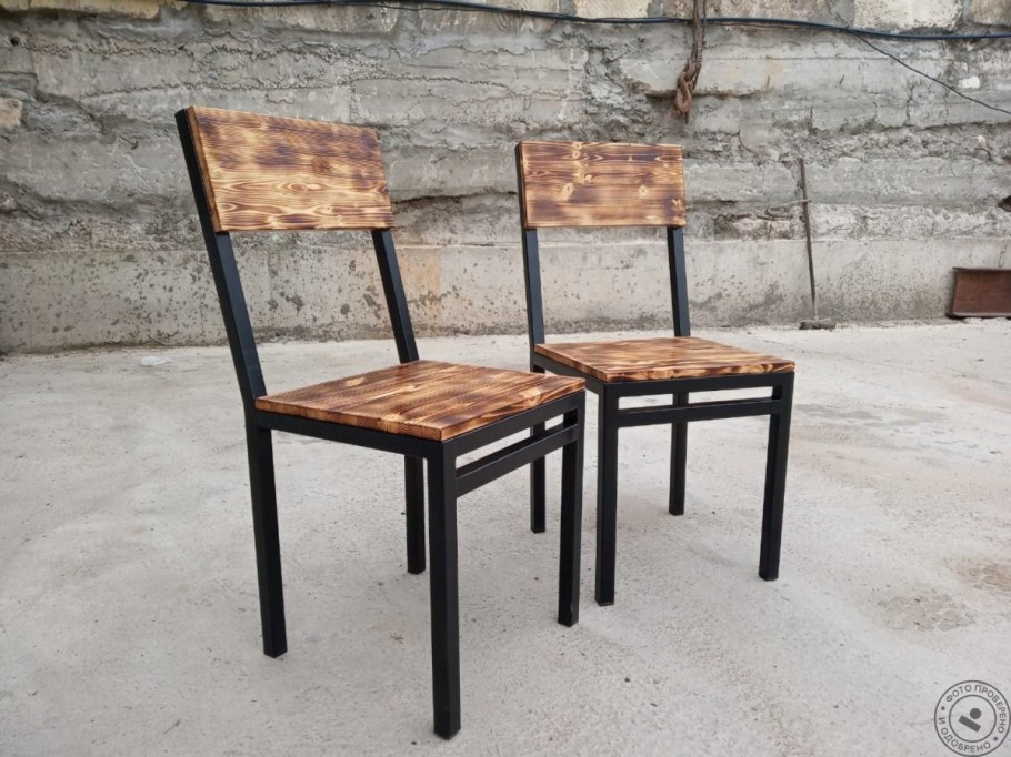 Стул полумягкий 420х425х82