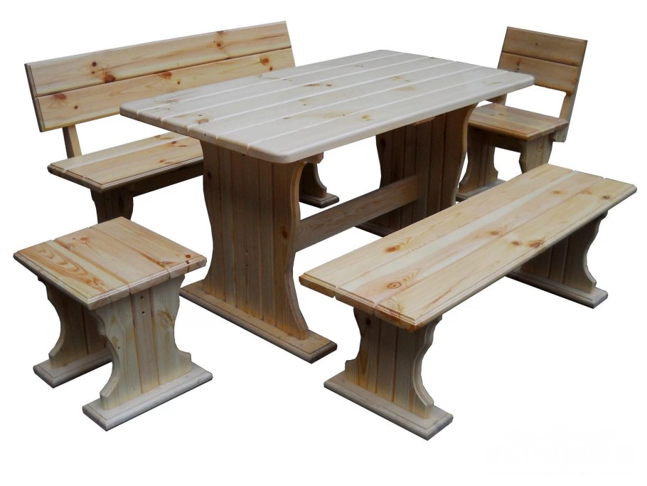 Стол в баню из дерева