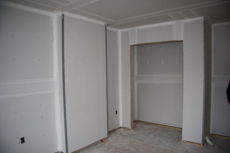 Обшивка потолка СМЛ панелями