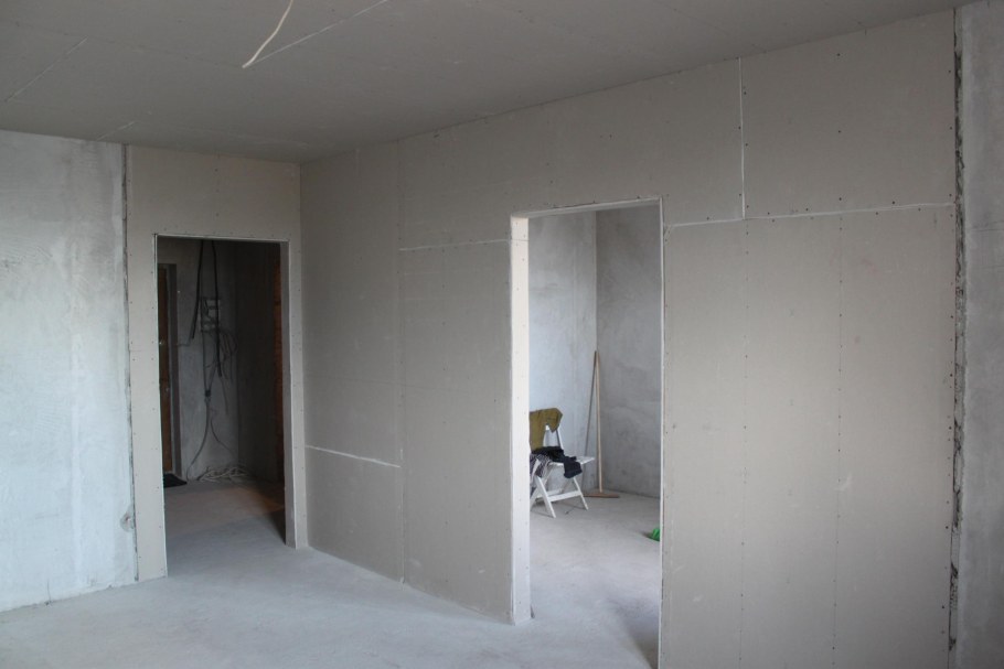 Чистовая отделка шпатлевка стен