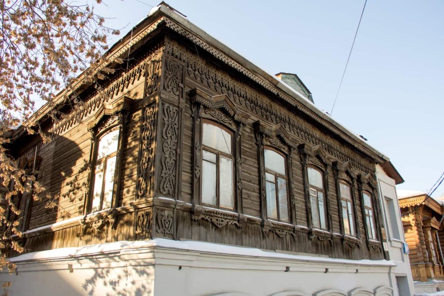 Русская изба фронтон